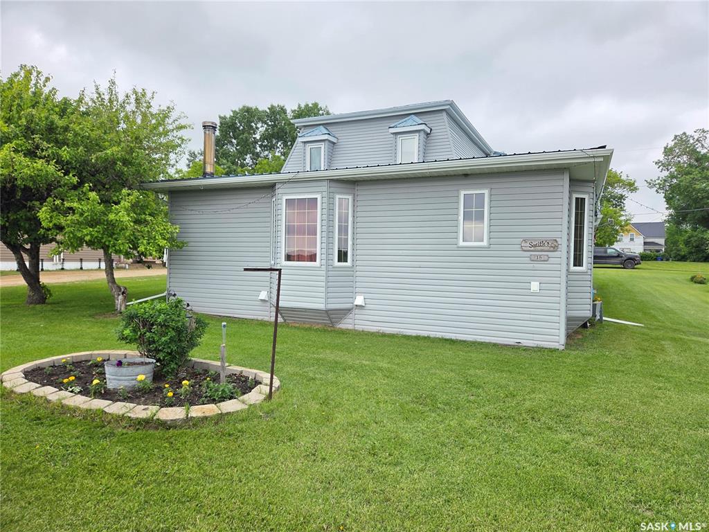 Third View of 15 Adelaide Street, Manor, Saskatchewan, S0C 1R0