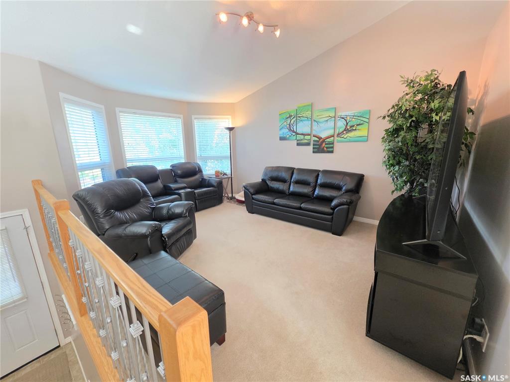 Fourth View of 111 2nd Street E, Meadow Lake, Saskatchewan, S9X 1G4