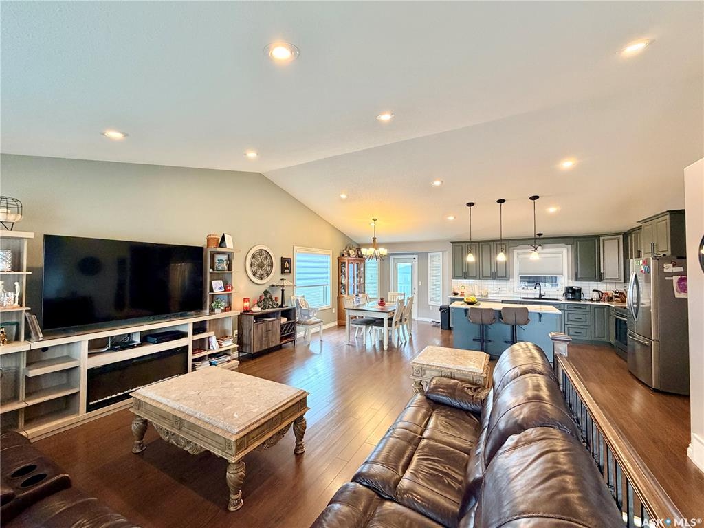 Fourth View of 2326 Buhler Bay, Fairview Heights, North Battleford, Saskatchewan, S9A 1J2