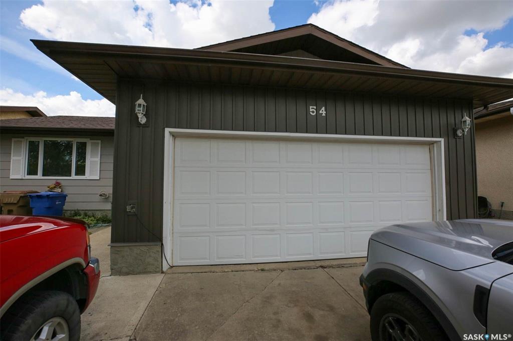 MLS® listing #SK040686 for sale located at 54 Springstein Avenue