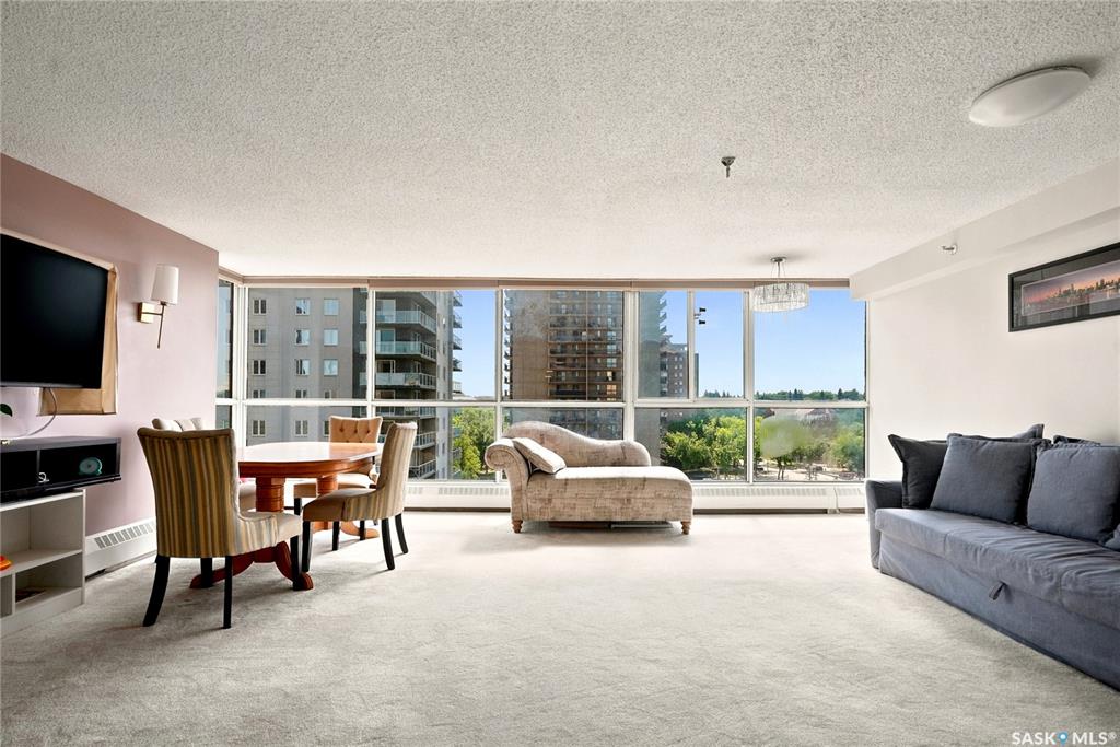 315 5th Avenue N #802, SK040712, Saskatchewan,