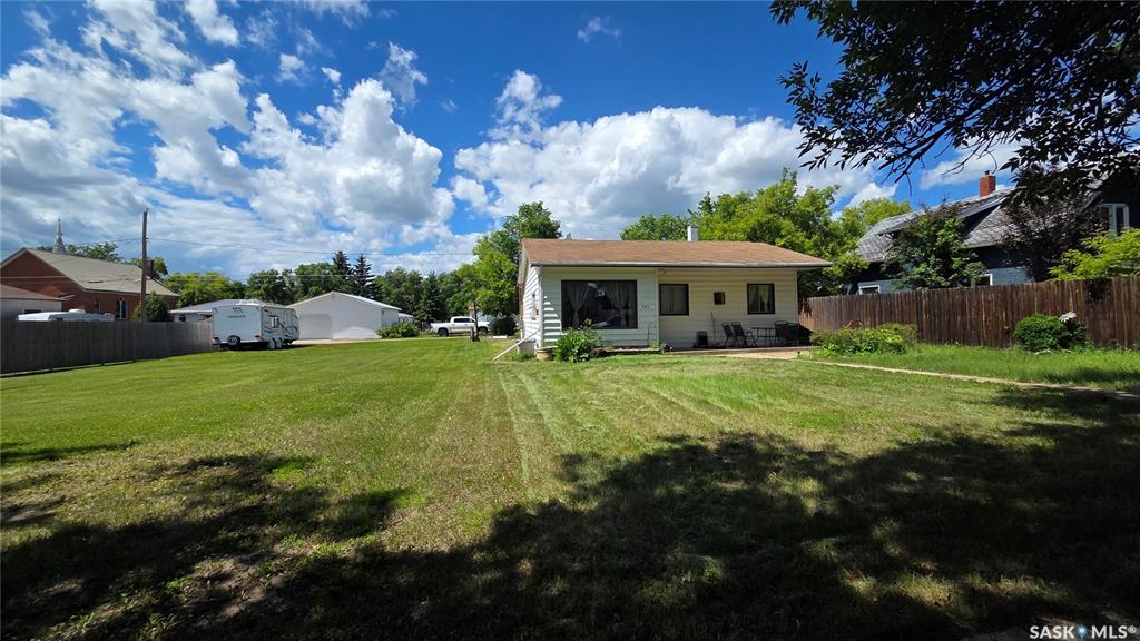Second View of 307 1st Street E, Wilkie, Saskatchewan, S0K 4W0