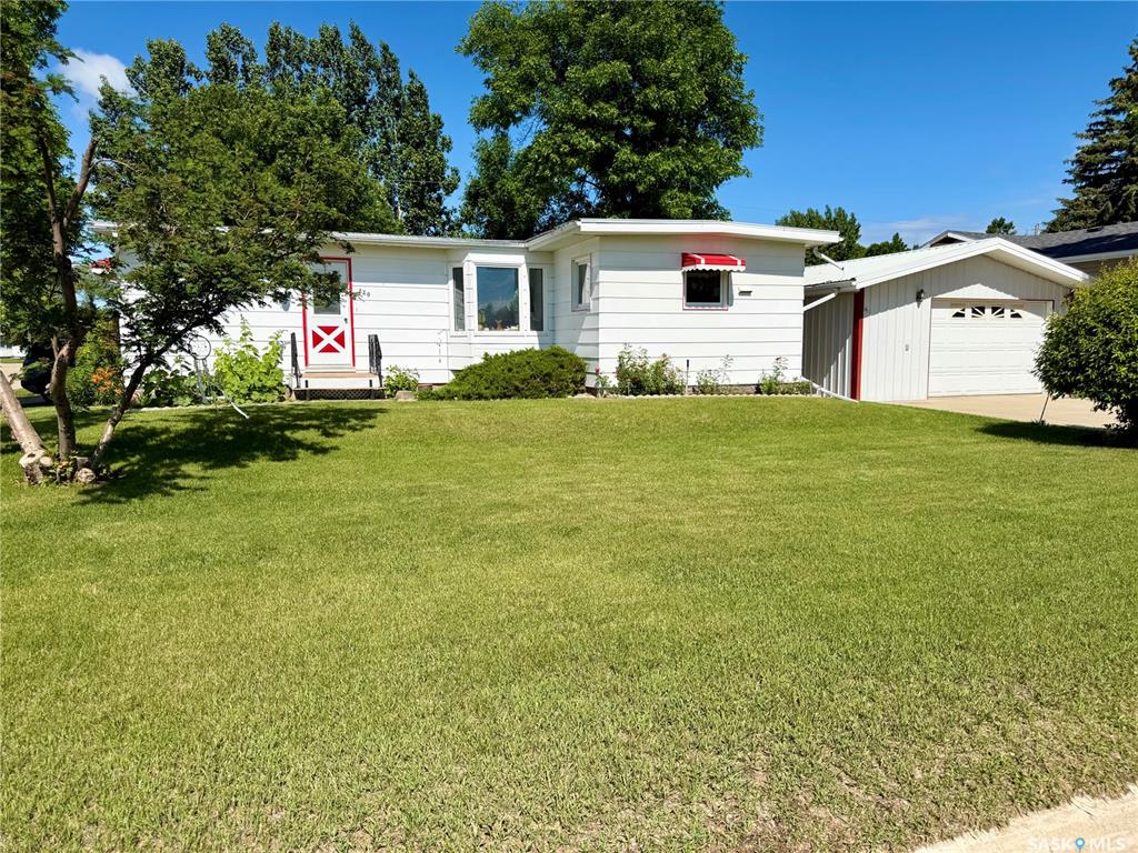 220 2nd Street W, SK040822, Saskatchewan,