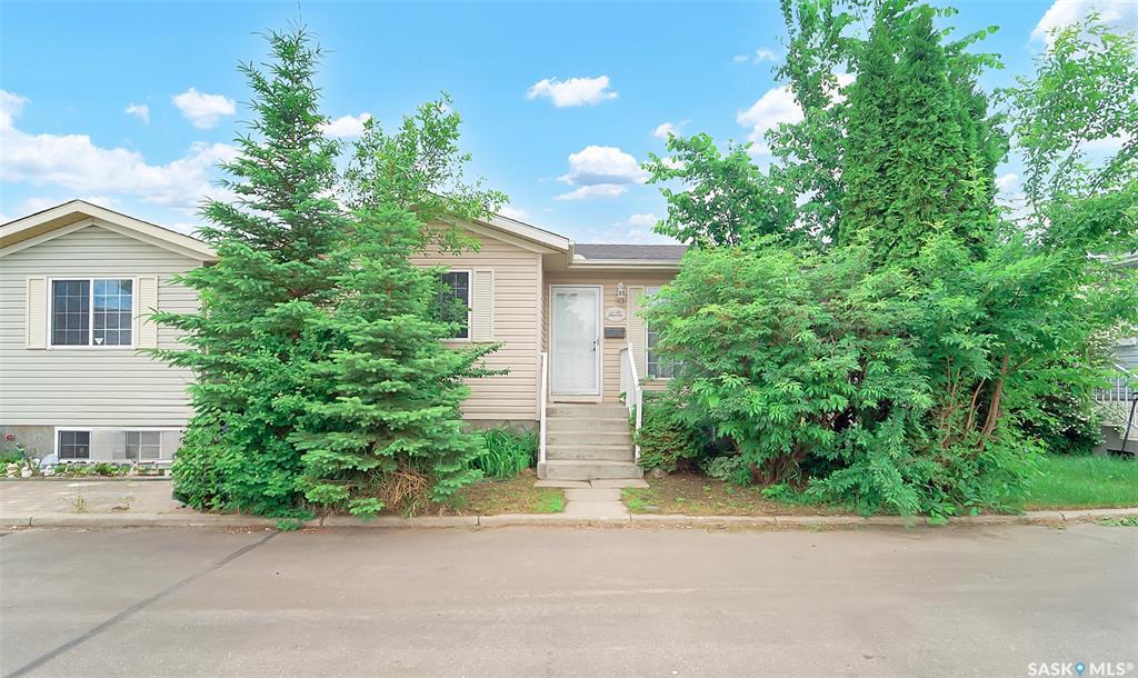 Second View of 127 Gropper Crescent #14, Parkridge SA, Saskatoon, Saskatchewan, S7M 5W2