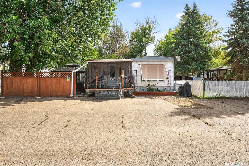 B 19 1455 9th Avenue Ne, SK040896, Saskatchewan,