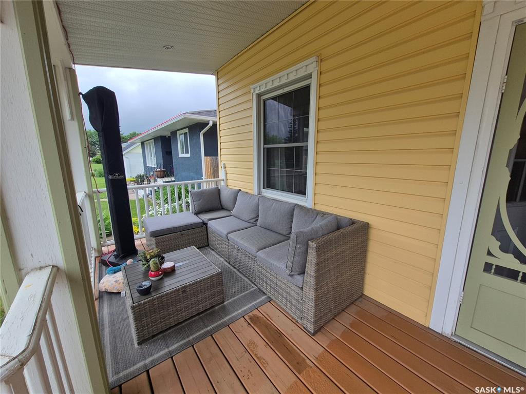 Fourth View of 476 9th Avenue Ne, North East, Swift Current, Saskatchewan, S9H 2R4