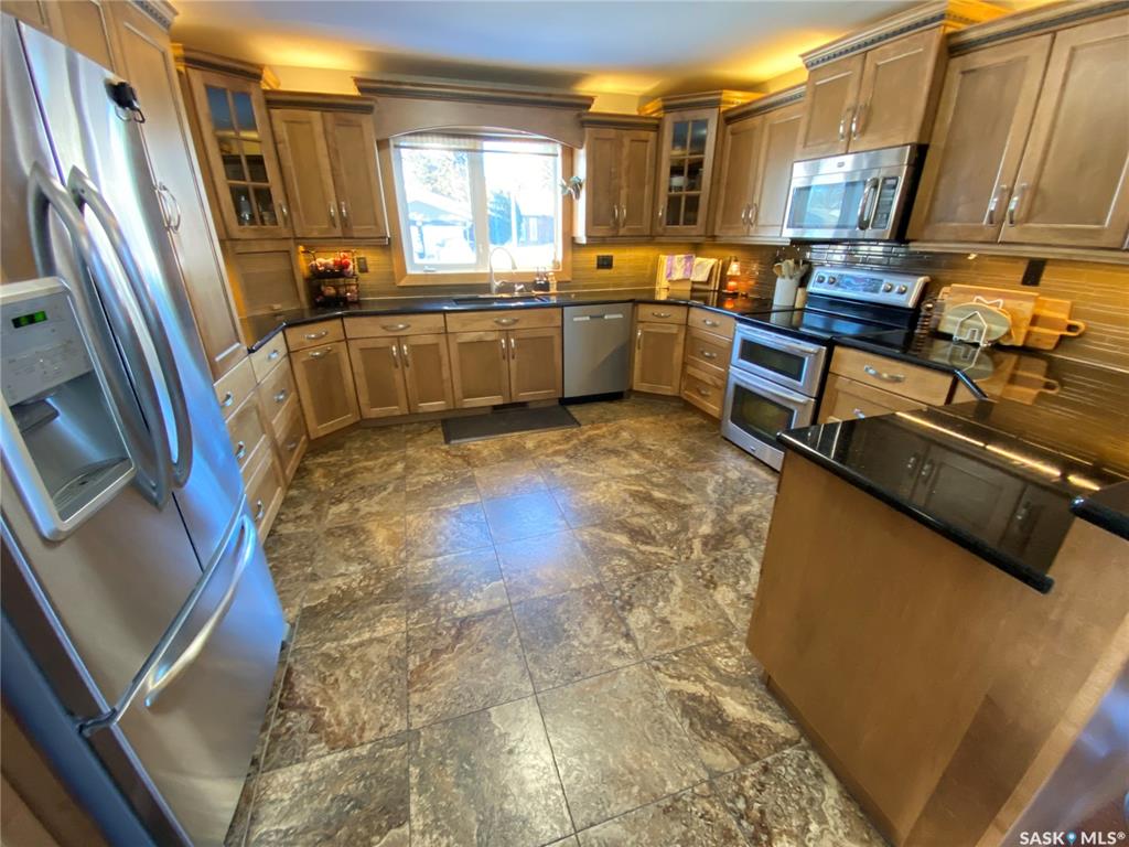 Third View of 5 Marquis Crescent N, Silver Heights, Yorkton, Saskatchewan, S3N 3L5