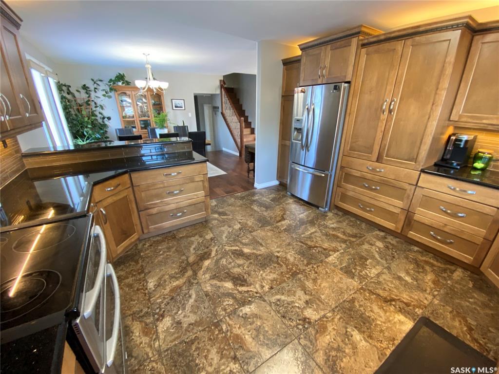 Fourth View of 5 Marquis Crescent N, Silver Heights, Yorkton, Saskatchewan, S3N 3L5