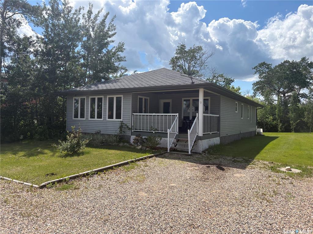 33 Mercedes Bay, SK040934, Saskatchewan,