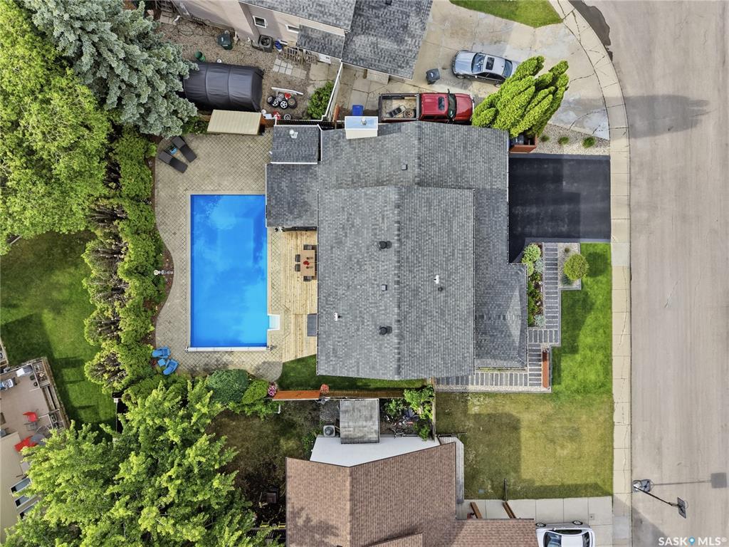 Second View of 306 Nokomis Place, Lawson Heights, Saskatoon, Saskatchewan, S7K 5E2