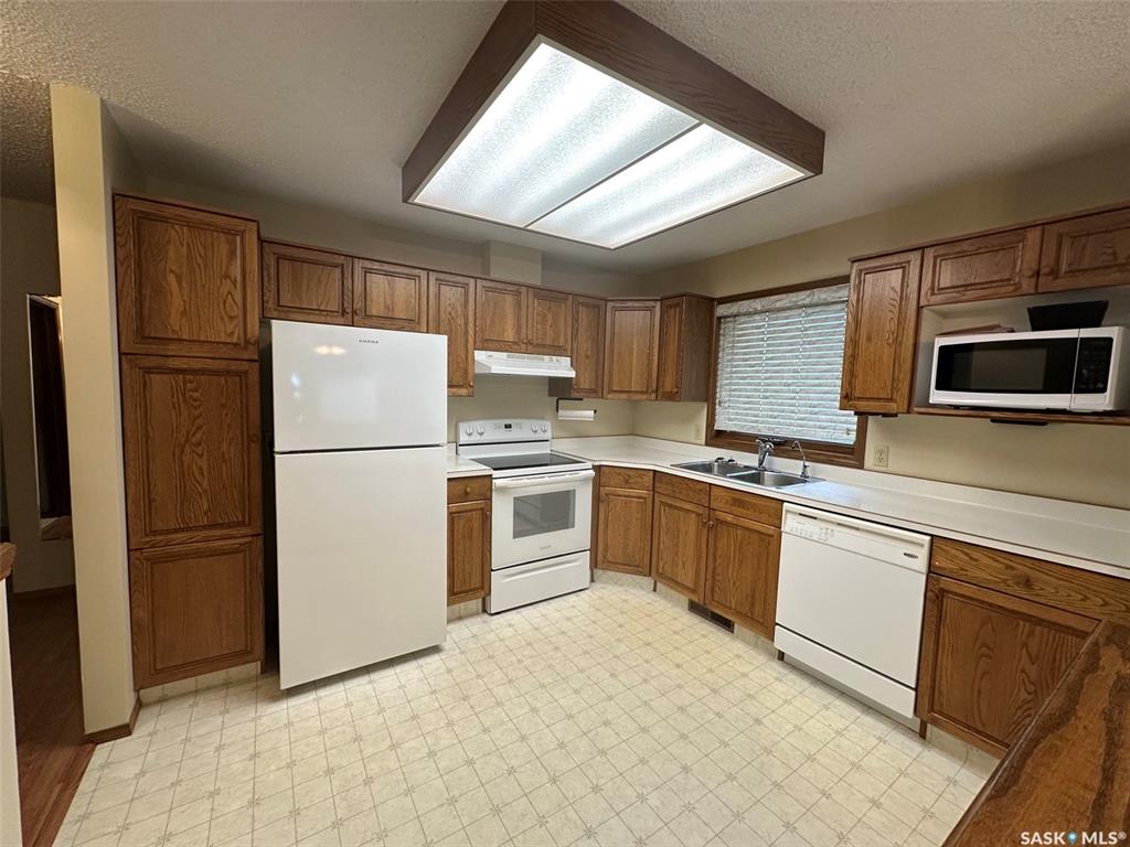 Second View of 1214 3rd Street #303, Central EV, Estevan, Saskatchewan, S4A 0R9