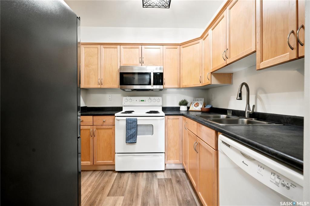 Fifth View of 1121 Mckercher Drive #103A2, Wildwood, Saskatoon, Saskatchewan, S7H 5K9