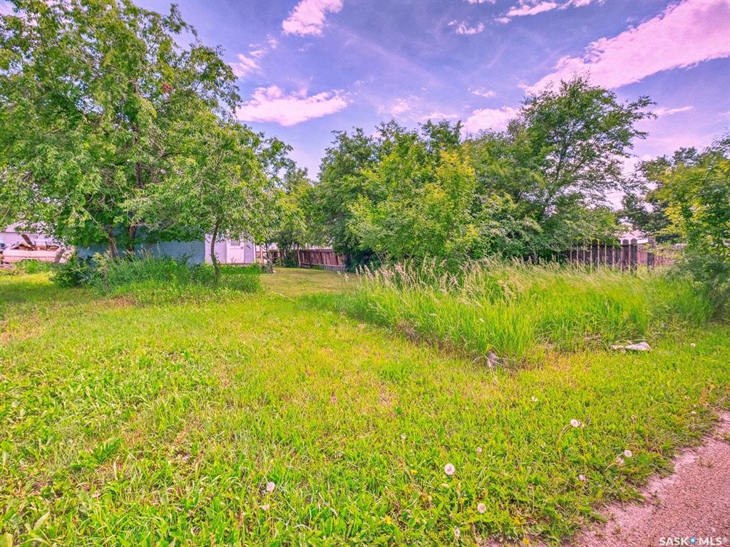Third View of 205 6th Avenue W, Rosetown, Saskatchewan, S0L 2V0