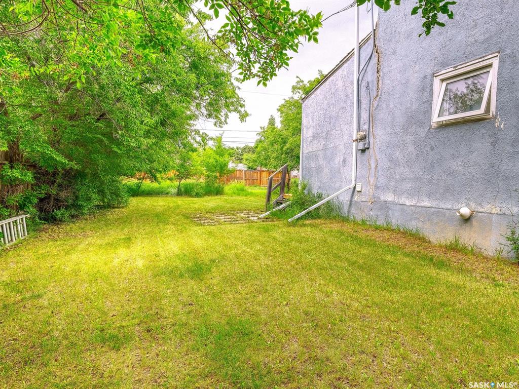 Fifth View of 205 6th Avenue W, Rosetown, Saskatchewan, S0L 2V0