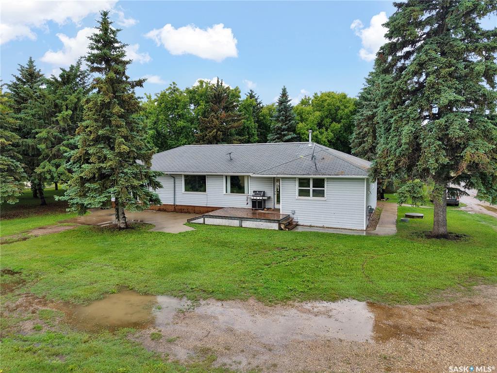 Bueckert Acreage, SK041039, Saskatchewan,