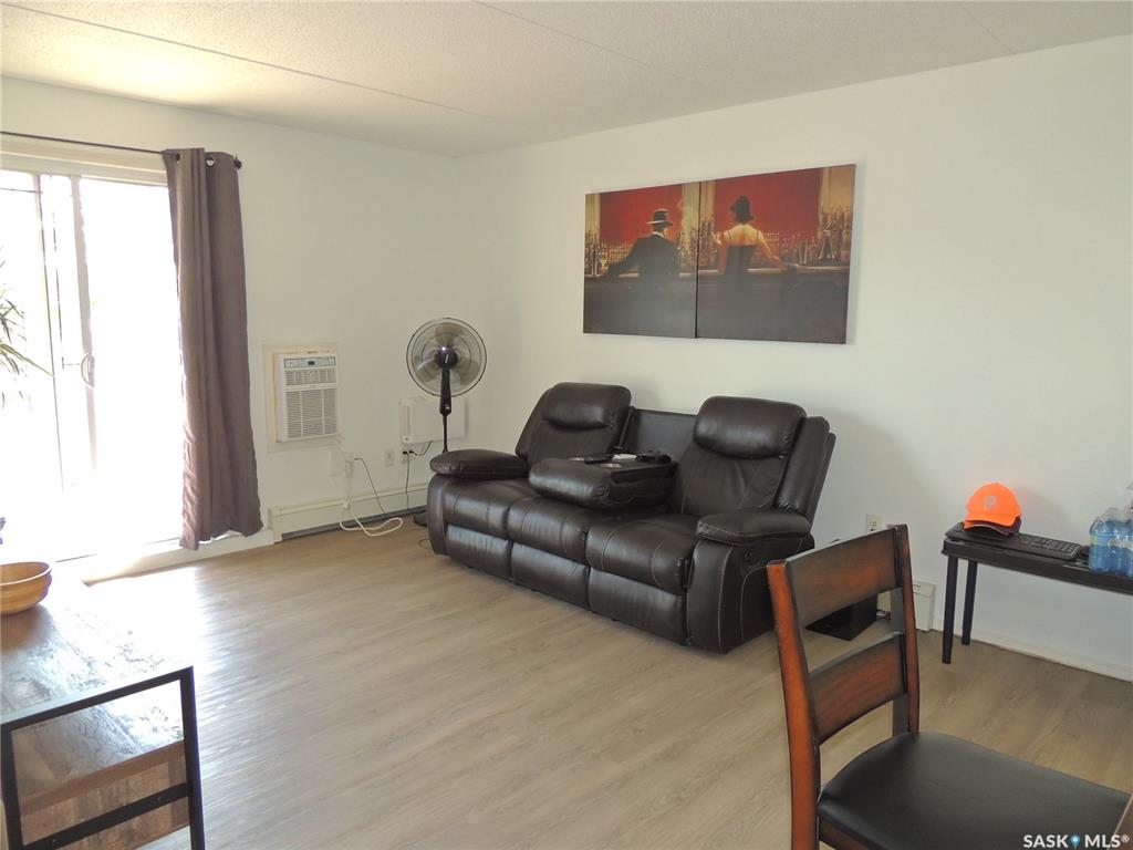 Third View of 701 Henry Street #201, Hillside, Estevan, Saskatchewan, S4A 2B7