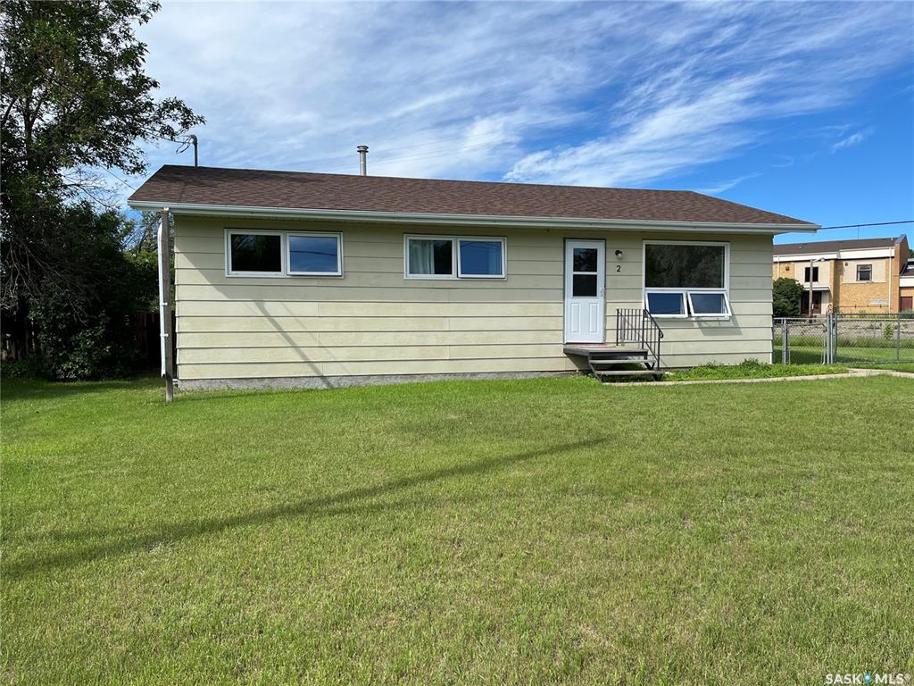 Second View of 2 6th Street, Willow Bunch, Saskatchewan, S0H 4K0
