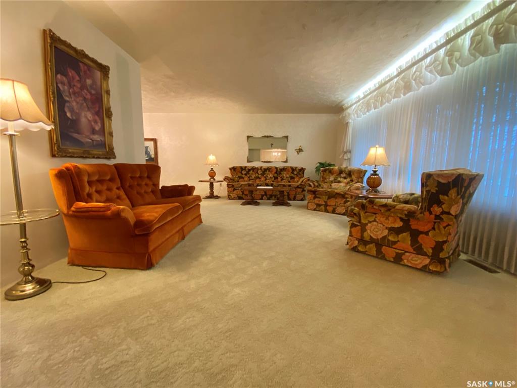Fifth View of 348 Wellington Park Road, North YO, Yorkton, Saskatchewan, S3N 3B7