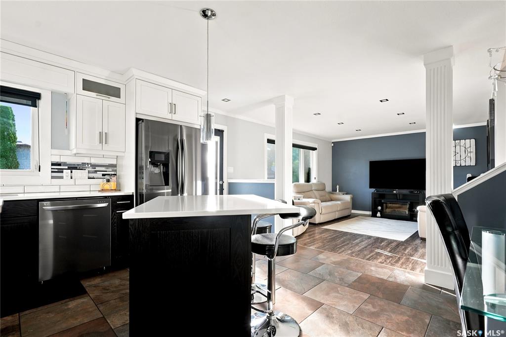 Fourth View of 559 Delaronde Road, Lakeview SA, Saskatoon, Saskatchewan, S7J 4A7