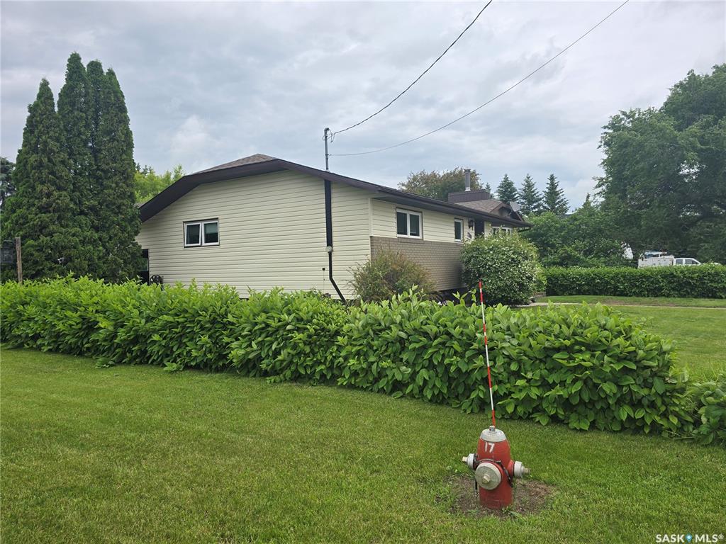 Second View of 700 Saskatchewan Avenue, Grenfell, Saskatchewan, S0G 2B0
