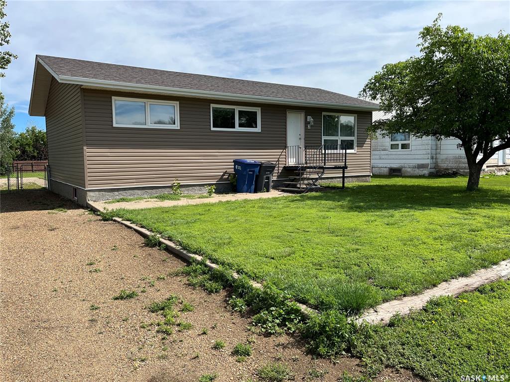 3 2nd Street E, SK041200, Saskatchewan,