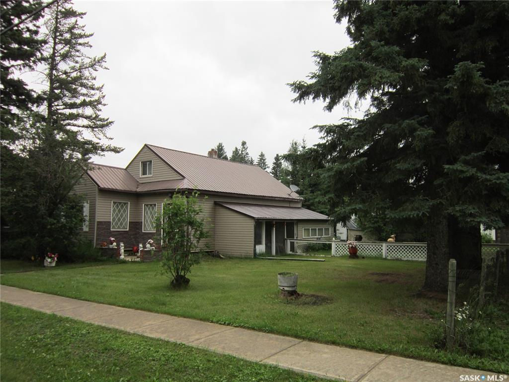 101 1st Street E, SK041204, Saskatchewan,