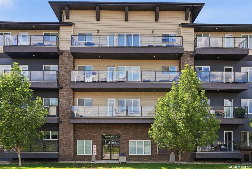 Second View of 702 Hart Road #203, Blairemore S.C., Saskatoon, Saskatchewan, S7M 4P4