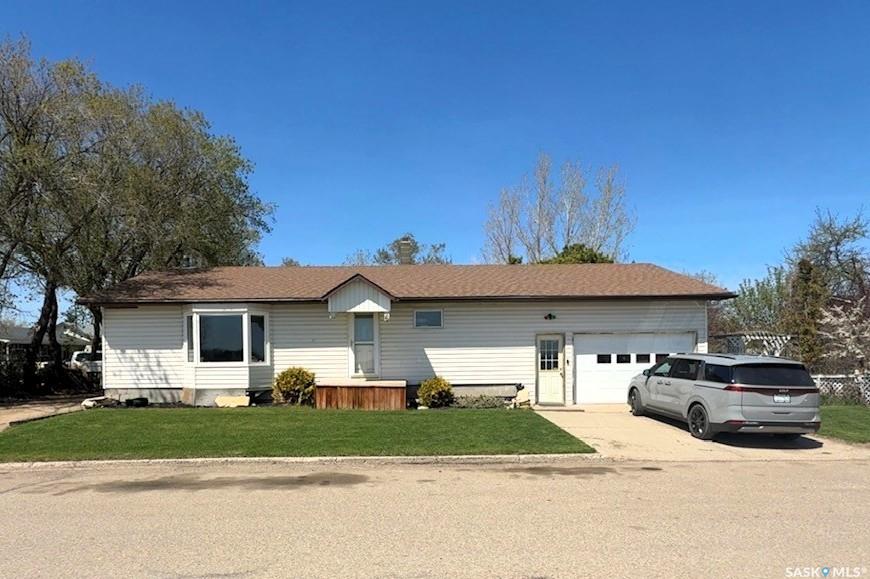 Second View of 60 Railway Avenue, Redvers, Saskatchewan, S0C 2H0