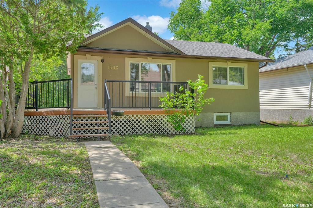 Second View of 1356 Minto Street, Rosemont, Regina, Saskatchewan, S4T 5S2
