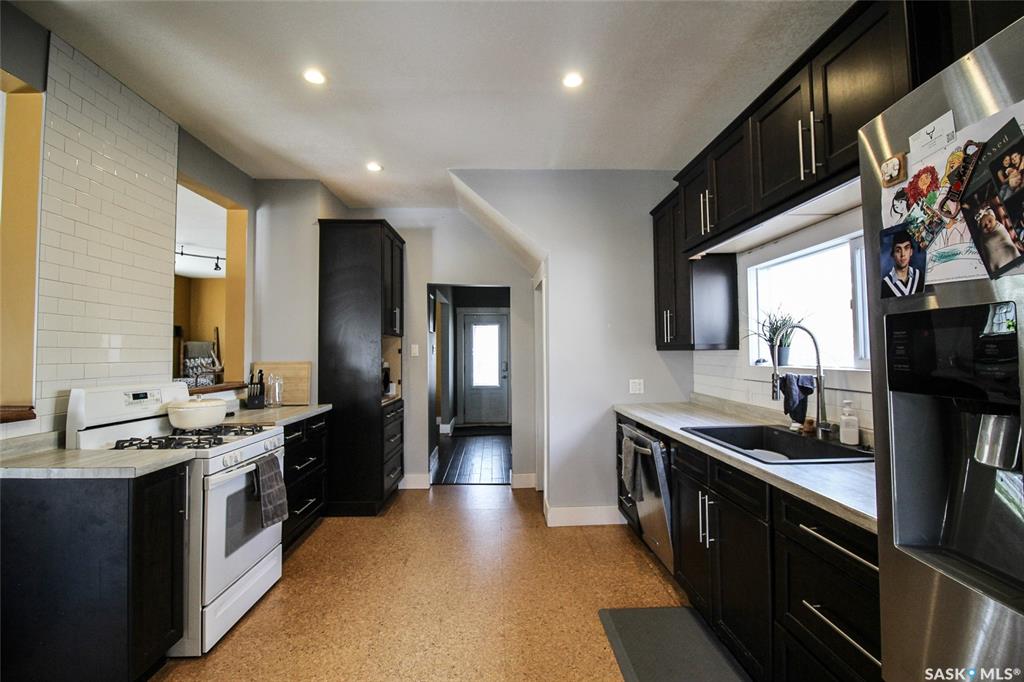 Third View of 538 1st Street E, Shaunavon, Saskatchewan, S0N 2M0