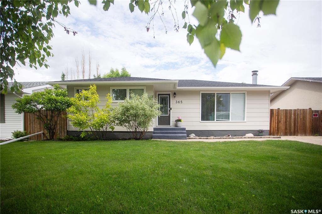 365 Waterloo Crescent, SK041232, Saskatchewan,