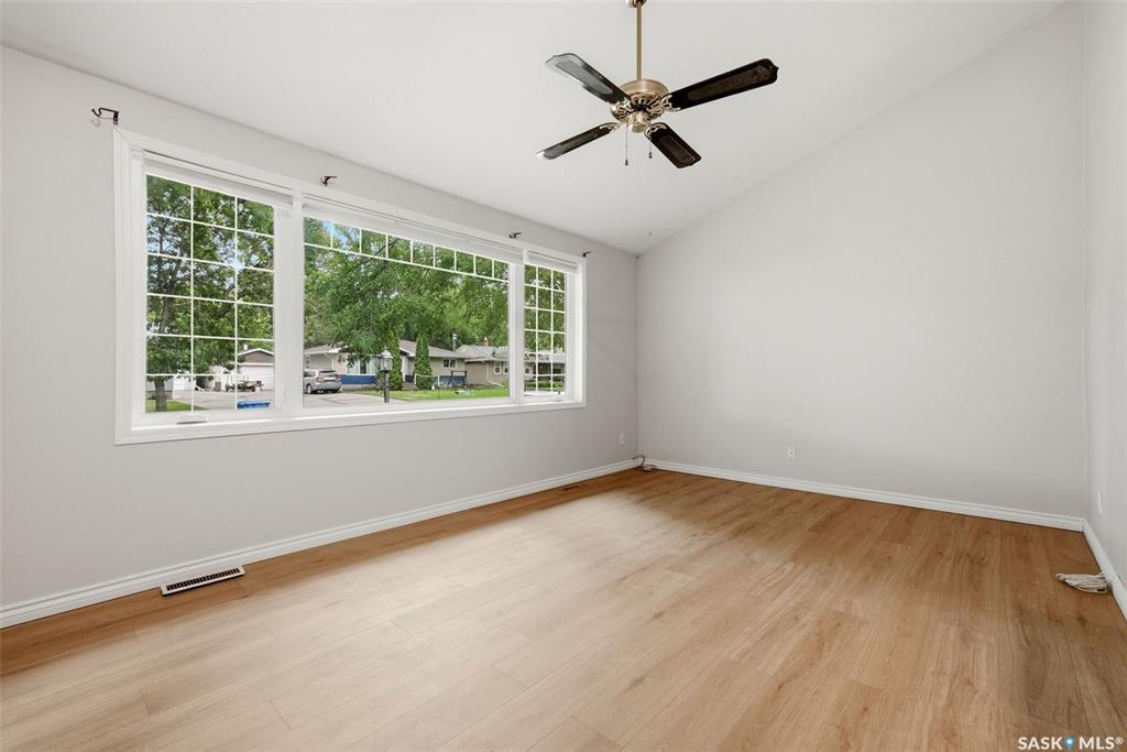 Fourth View of 80 Bobolink Bay, Whitmore Park, Regina, Saskatchewan, S4S 4K1