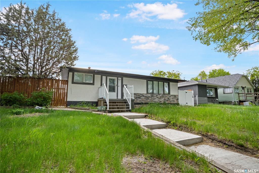 Third View of 428 Scarth Street, Highland Park, Regina, Saskatchewan, S4R 2C5