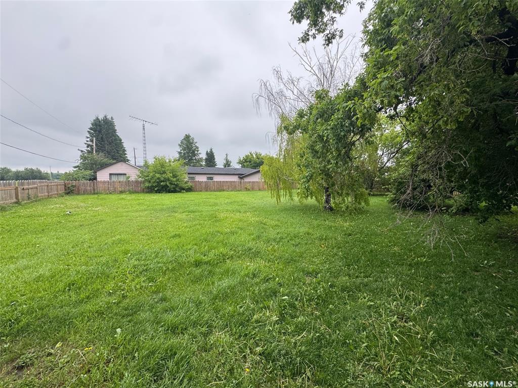 Fifth View of 305 2nd Street N, Spalding, Saskatchewan, S0K 4C0