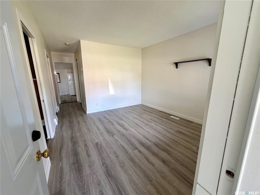 Third View of 913 Stadacona Street W, Palliser, Moose Jaw, Saskatchewan, S6H 2A9
