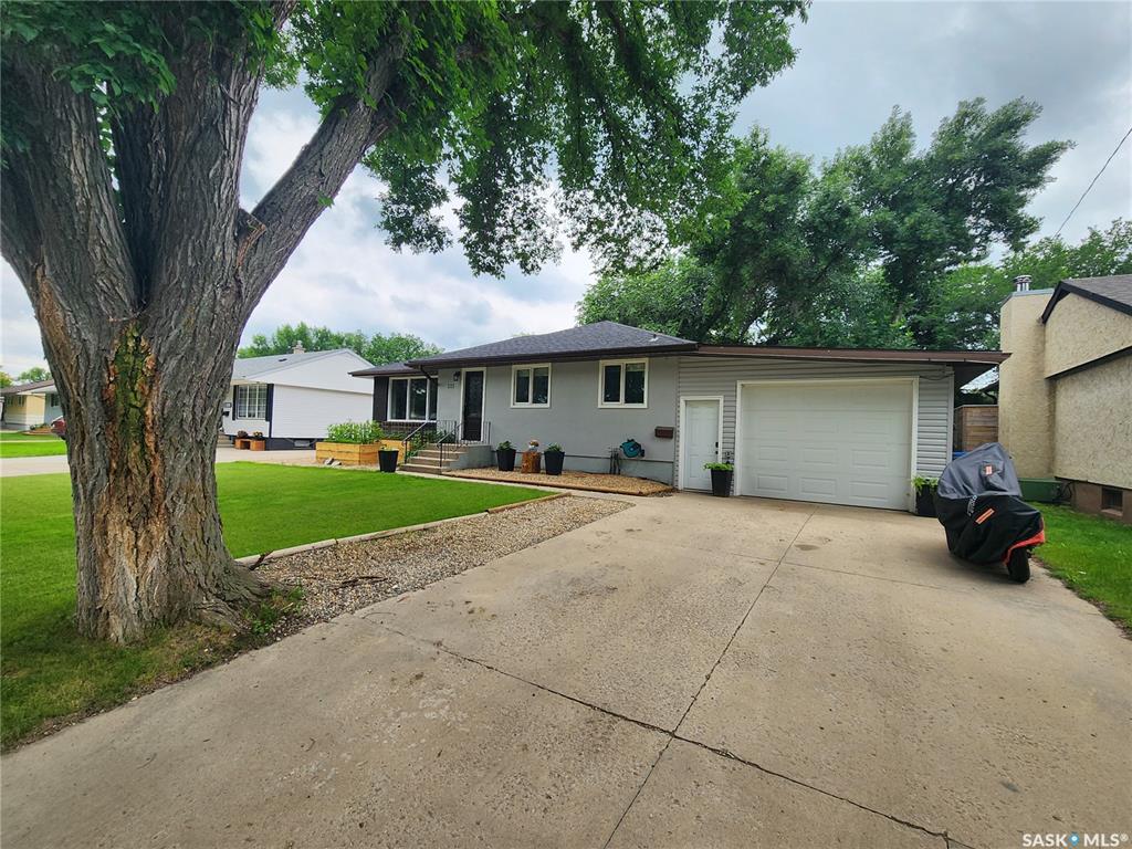 Second View of 1111 Hudson Road, Pleasantdale, Estevan, Saskatchewan, S4A 1Z1