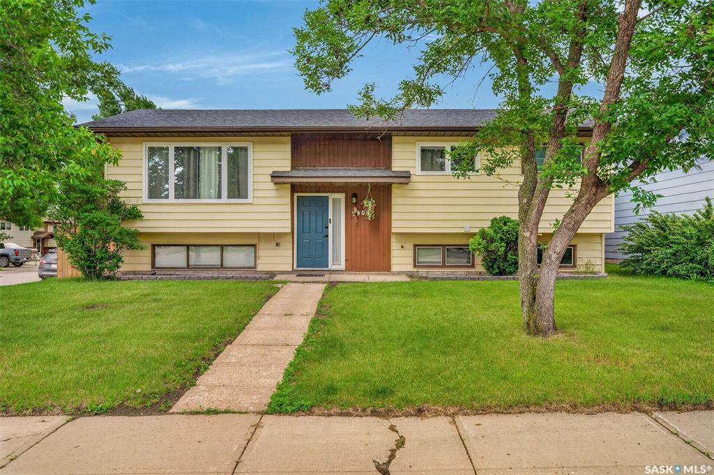 2908 Bliss Crescent, SK041327, Saskatchewan,
