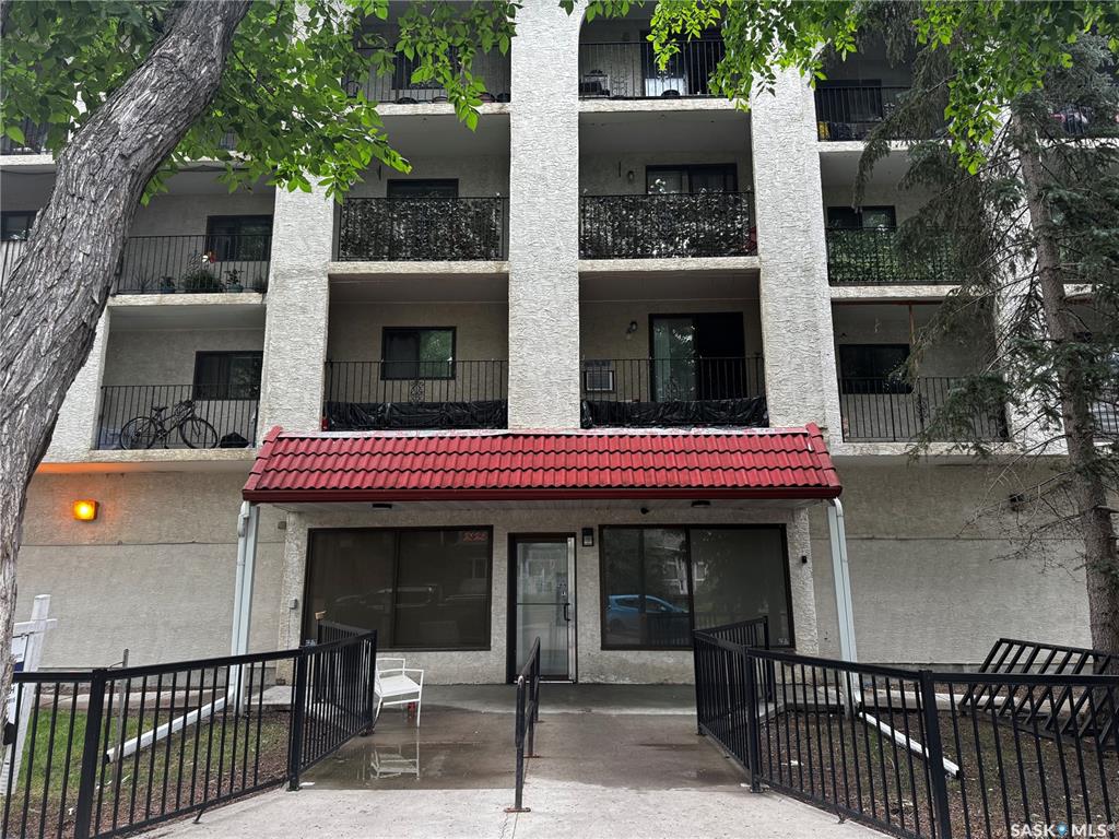 MLS® listing #SK041375 for sale located at 2125 Osler Street #303