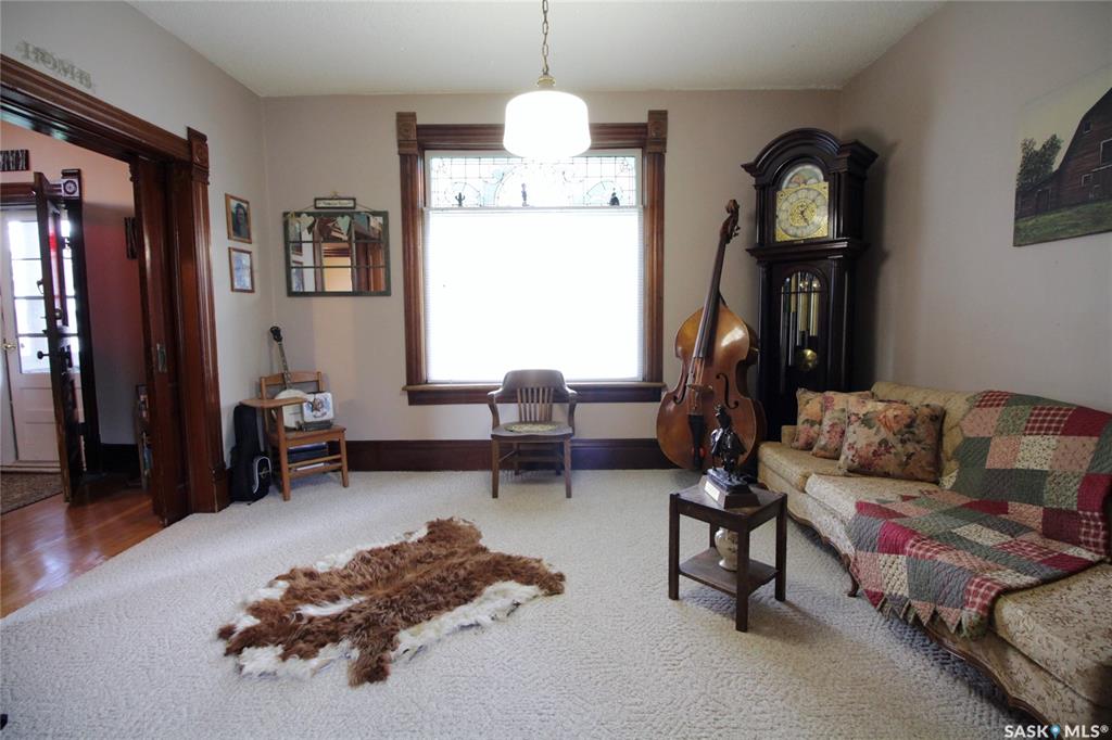 Fifth View of 807 Gordon Street, Moosomin, Saskatchewan, S0G 3N0