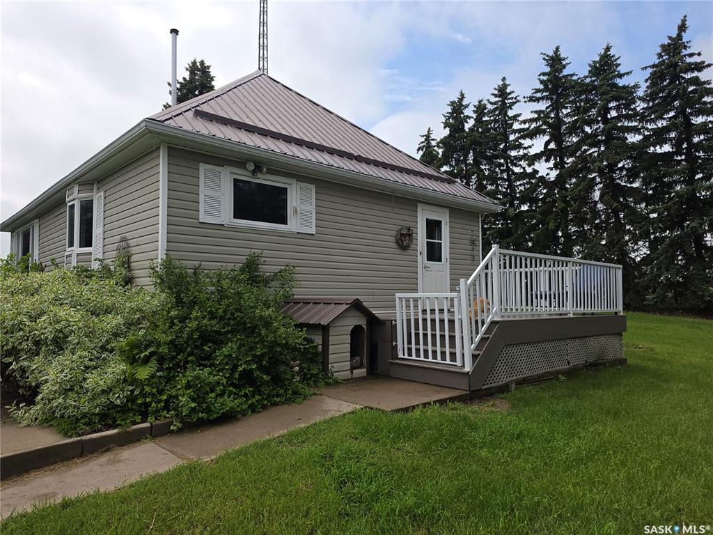 Second View of Peiffer Acreage, Hillsdale Rm No. 440, Saskatchewan, S0M 1M0