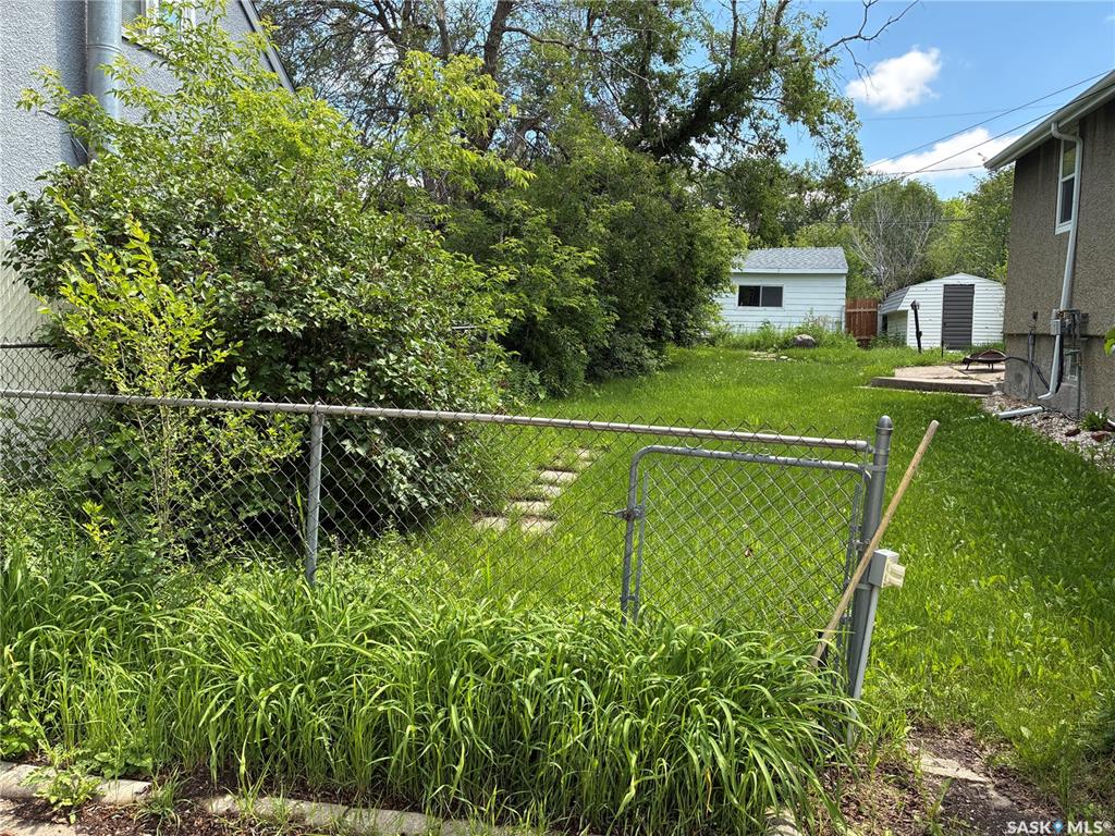 MLS® listing #SK041452 for sale located at 1447 Mcintosh Street