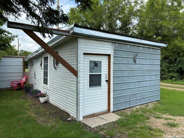 Fifth View of 17 Lumsden Street, Manor, Saskatchewan, S0C 1R0