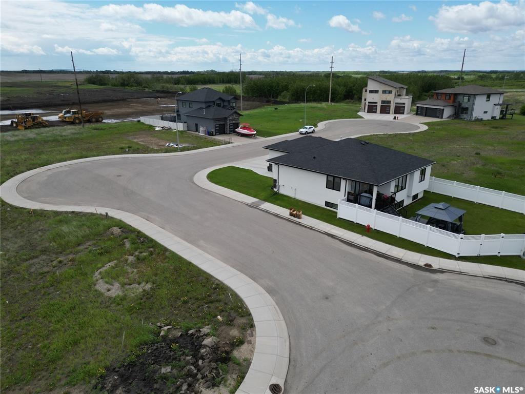 Fourth View of 805 Kerr Cove, South Hill, Prince Albert, Saskatchewan, S6W 0A3