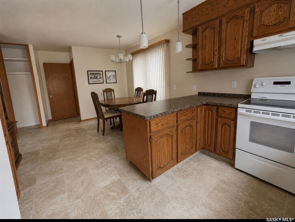 Third View of 407 7th Avenue E, Assiniboia, Saskatchewan, S0H 0B0