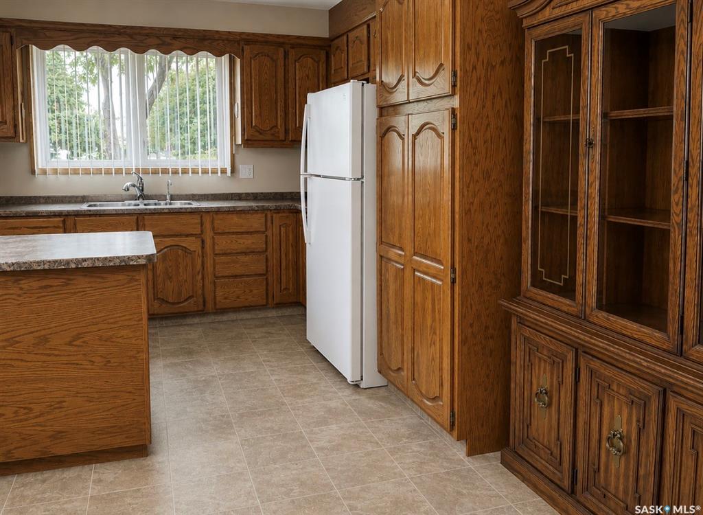Fifth View of 407 7th Avenue E, Assiniboia, Saskatchewan, S0H 0B0