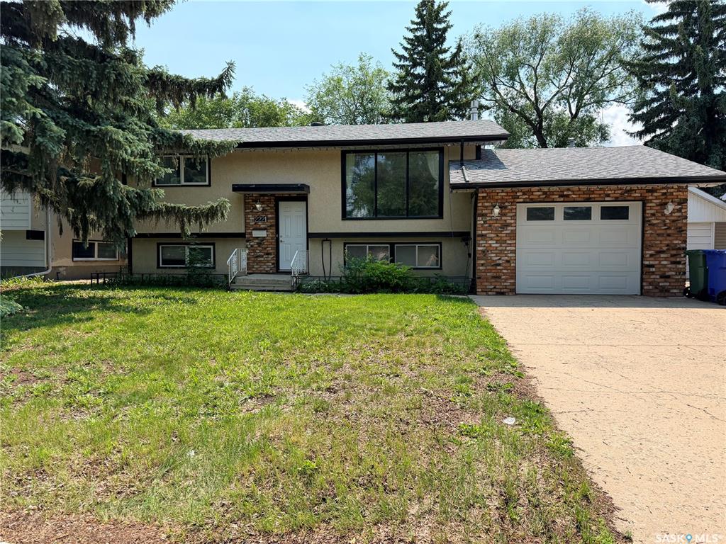 2221 Bedford Avenue E, SK041520, Saskatchewan,