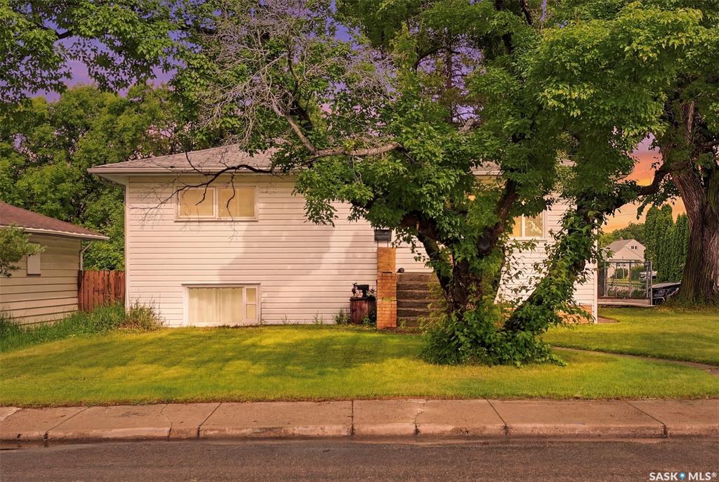 302 U Avenue N, SK041570, Saskatchewan,