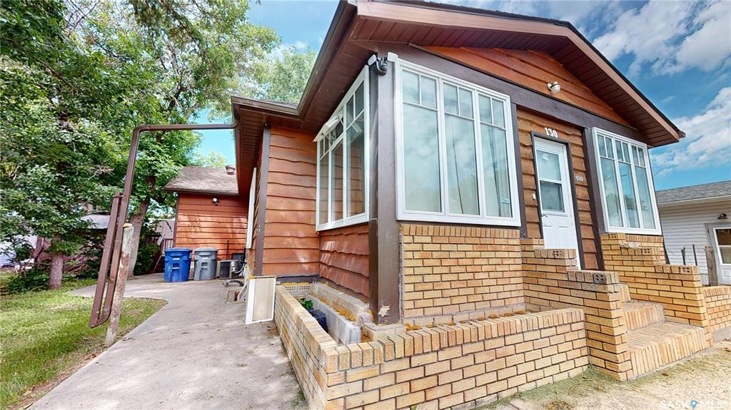 Second View of 130 Maple Avenue N, Eastend, Saskatchewan, S0N 0T0