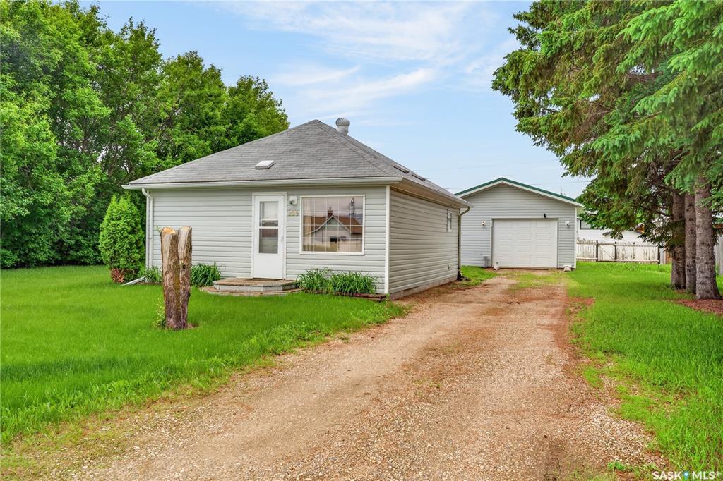 229 Lendrum Street, SK041612, Saskatchewan,