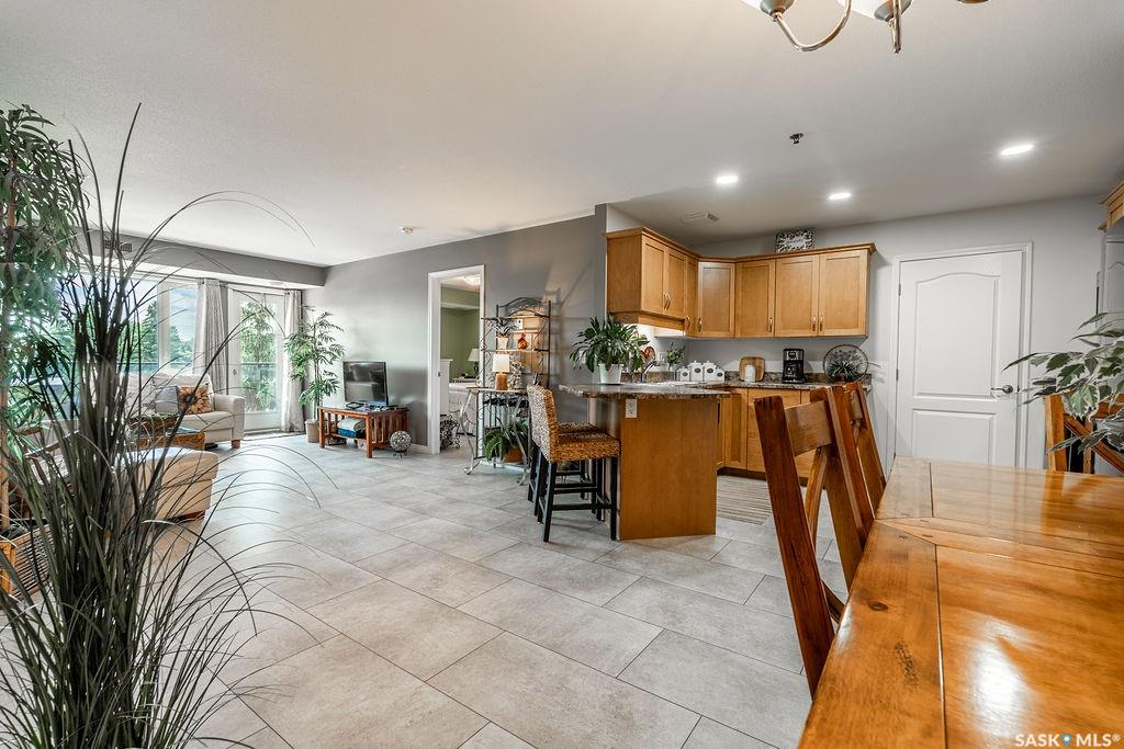 Fourth View of 102 Kingsmere Place #307, Lakeview SA, Saskatoon, Saskatchewan, S7J 2K3